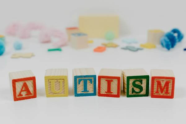 קבוצת הורים לילדים עם אוטיזם (גילאי 2-6)